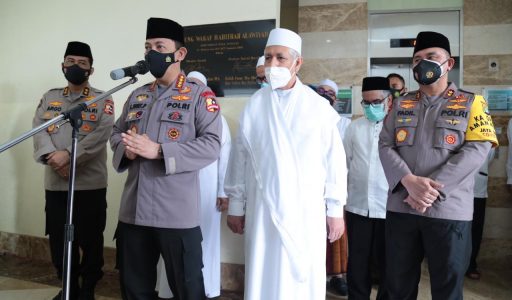 Habib Zen Umar Bin Smith Terima Kunjungan Kapolri di Kantor Rabithah Alawiyah