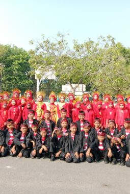 Merajut Dalam Bingkai ” Harmoni Nada Kids Concert “, Aksi Drumband SDN Pangarangan V Wujud Kreativitas Anak Bangsa